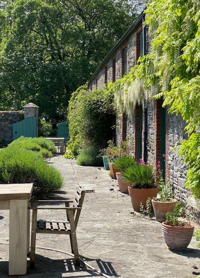 The Stable Yard House At Burtown House & Gardens Villa Athy Eksteriør bilde